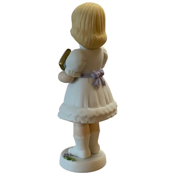 Enesco Growing Up Girls Blonde Communion Confirmation 4.5" Figurine 515809 NIB - Picture 6 of 11